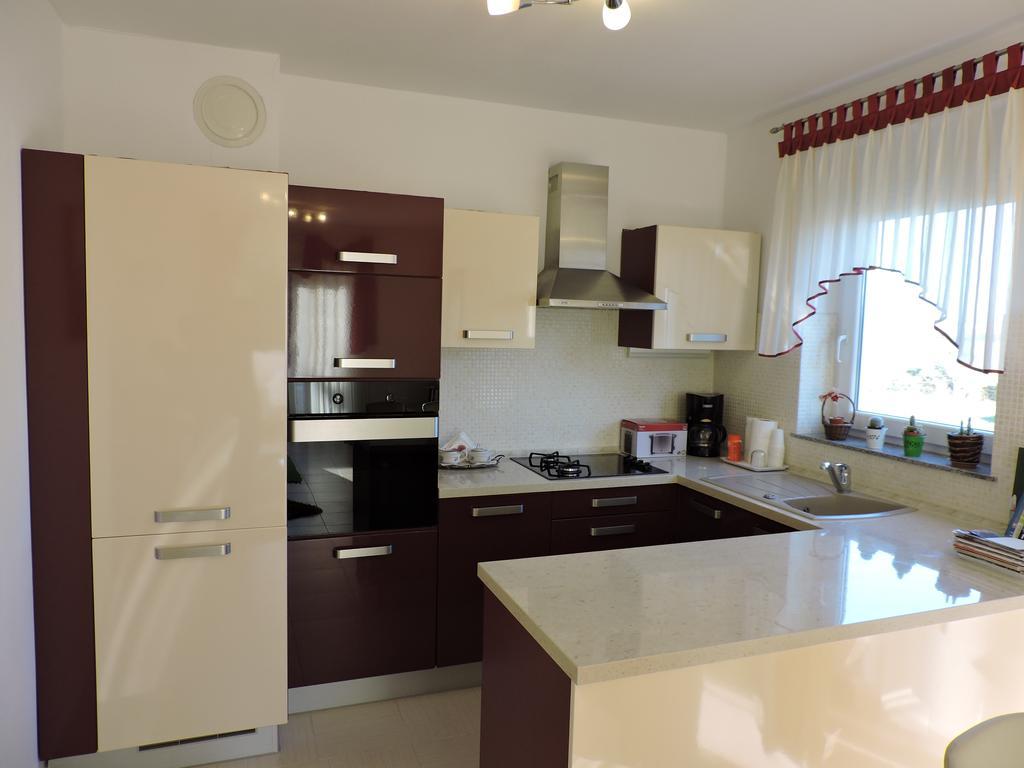 Apartman Legin Fažana Exterior foto